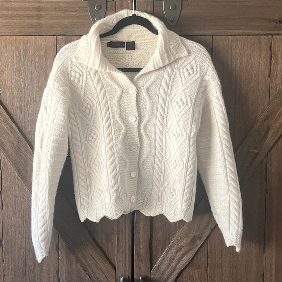 Jessica Wool Blend Thick Cable Knit Button Up Cream Cardigan Size Medium EUC - Picture 1 of 7